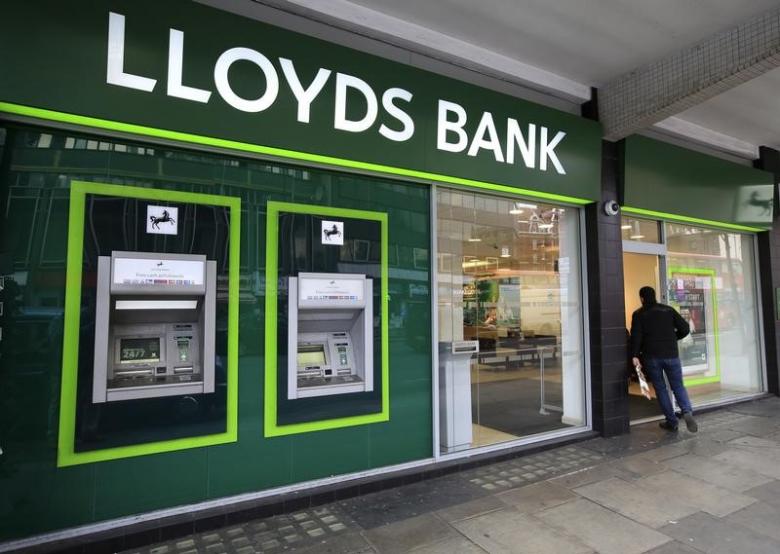 British Banks Refusing Qatari Riyals