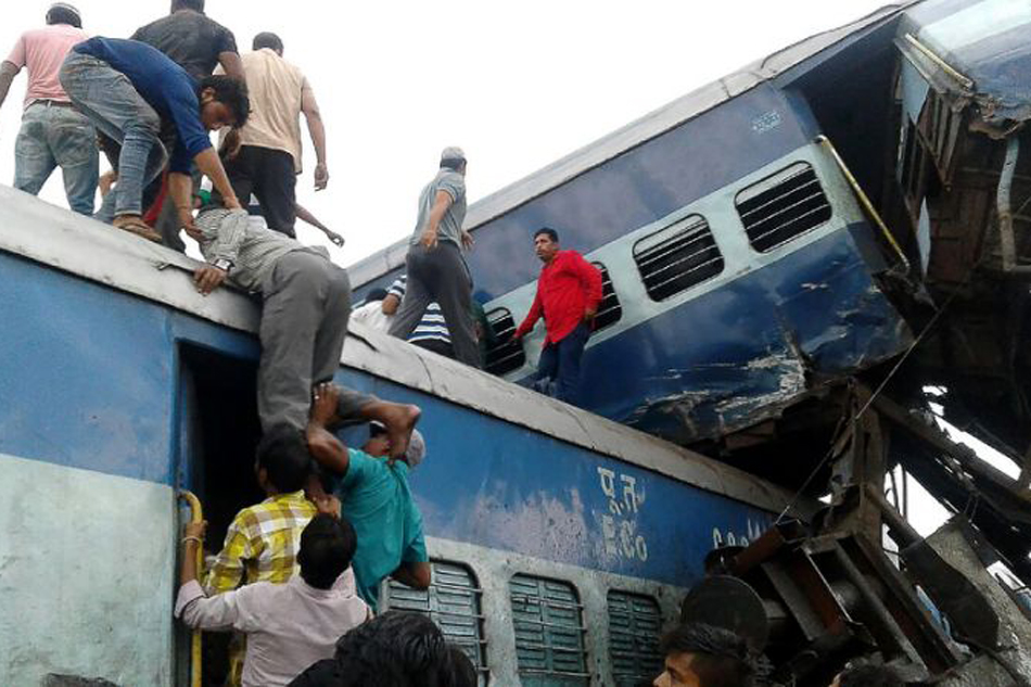 India Investigates Train Crash that Killed 23