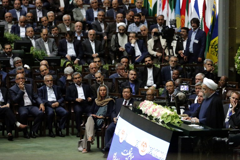 Women, Minorities Absent in Rouhani’s New Government Lineup