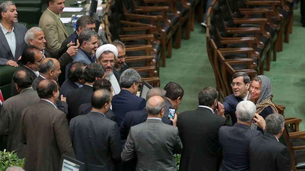 Iran: Lawmakers’ Selfie with EU’s Mogherini Sparks Nation-Wide Heated Debate