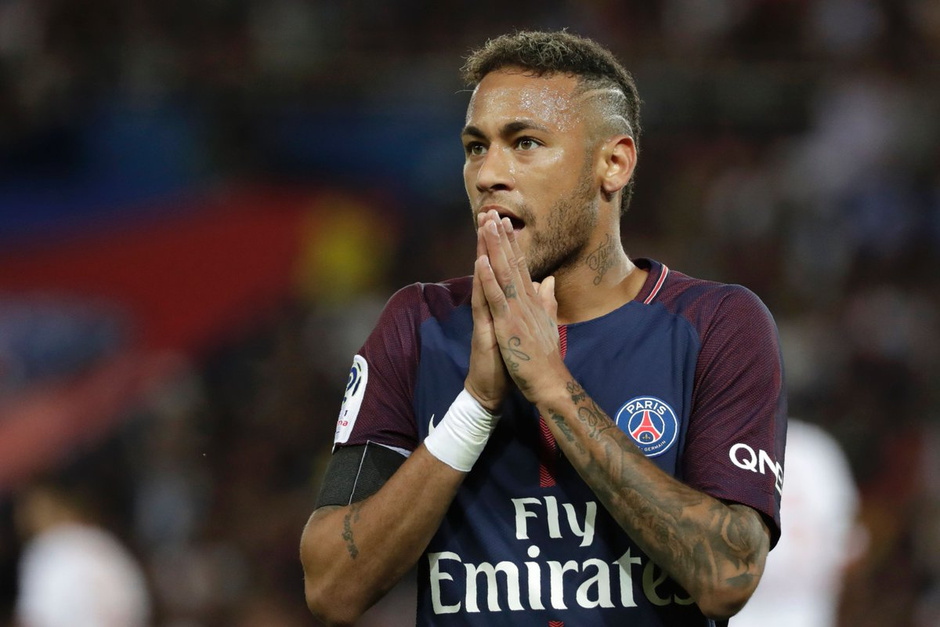 Barcelona Suing Neymar for Breach of Contract