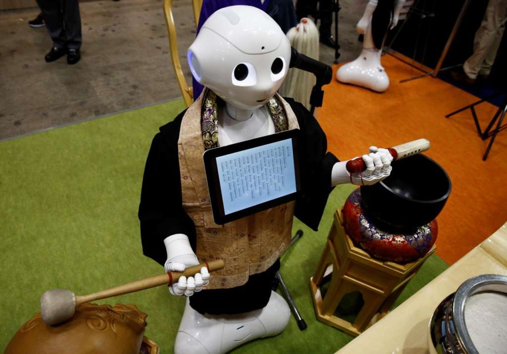 Japanese Robot Could Host Buddhist Funerals