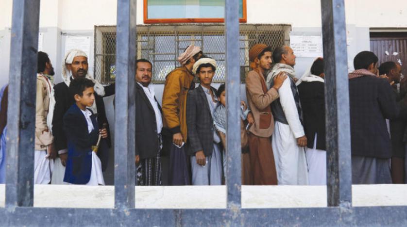 Hadi Accuses Putschists of Misappropriating Yemen’s Authentic Revolution