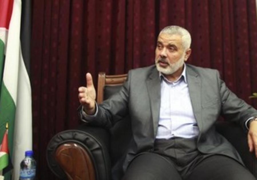 Cairo Tries to Bridge Gap between PA, Hamas