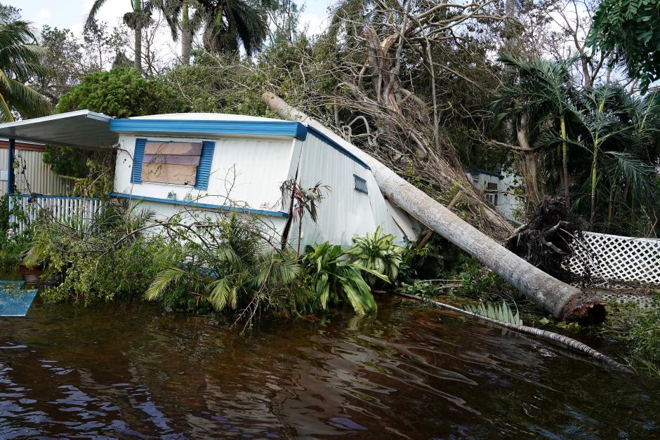 Florida Residents Return Home to Survey Irma’s Damage