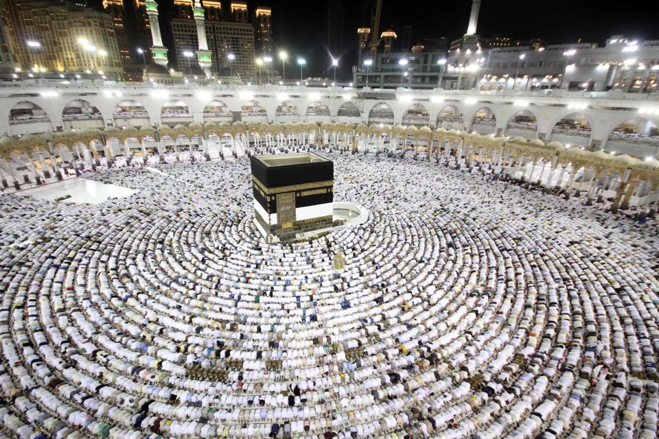 Riyadh Urges Int’l Organizations to Probe Fate of Qatari Citizens Returning from Hajj