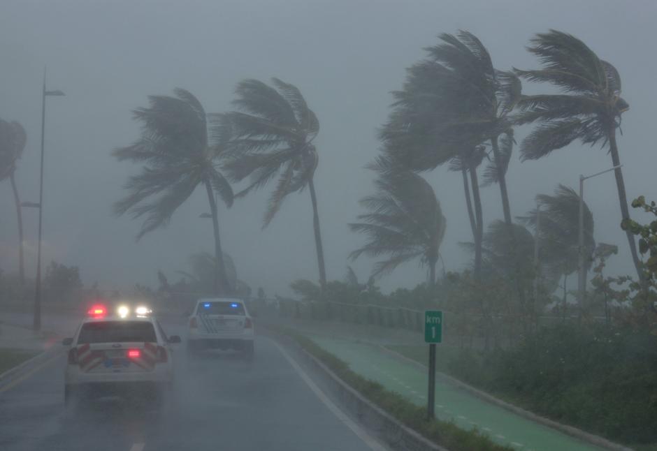 UK Declares Emergency in Storm-Hit Virgin Islands, Sends Aid