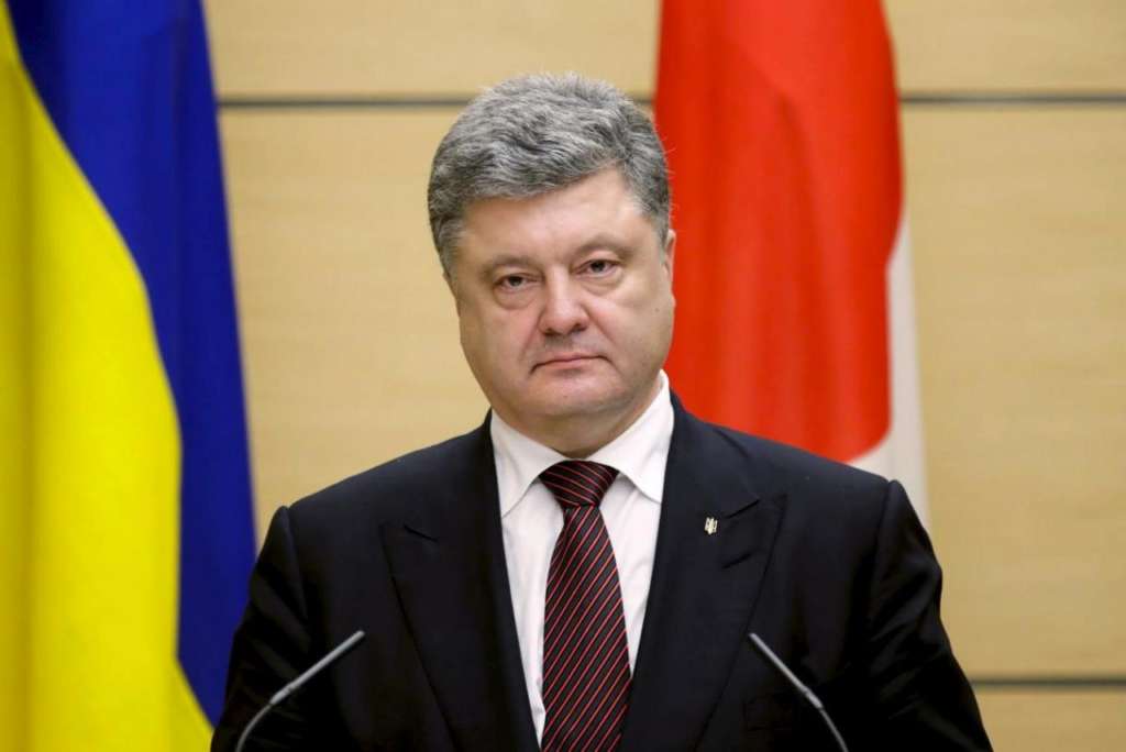 Ukraine’s Poroshenko Dismisses Russian Proposal on Deploying UN Peacekeepers
