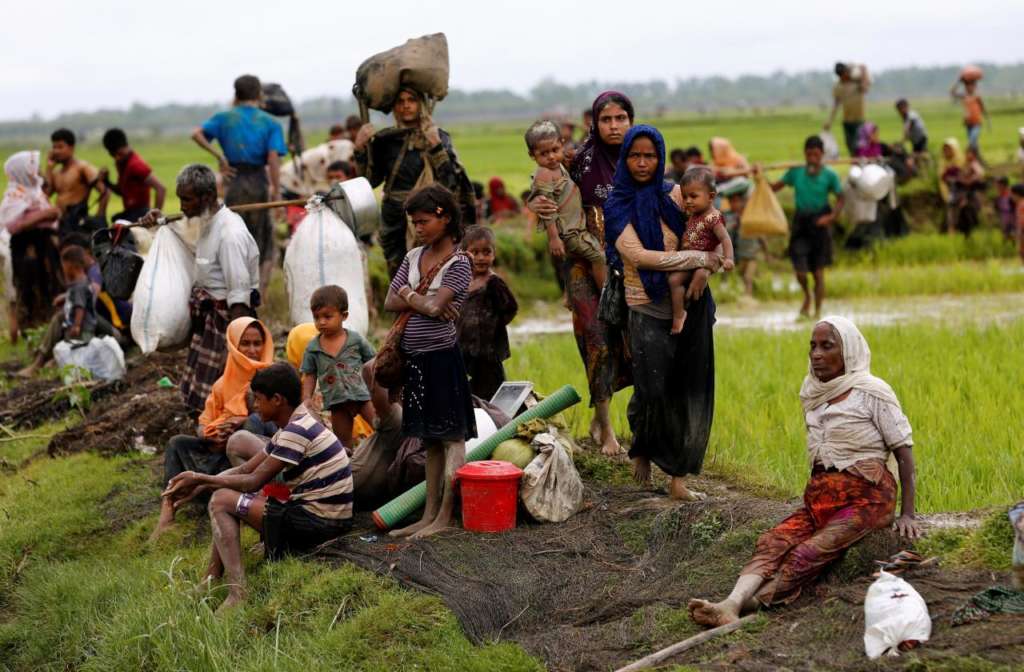 Myanmar: Thousands of Homes Burned down in Rohingya-Majority Areas