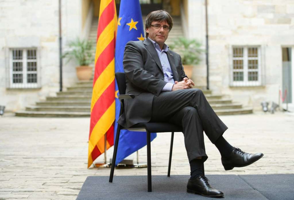 Madrid Threatens Catalonia with Direct Rule amid Independence Bid